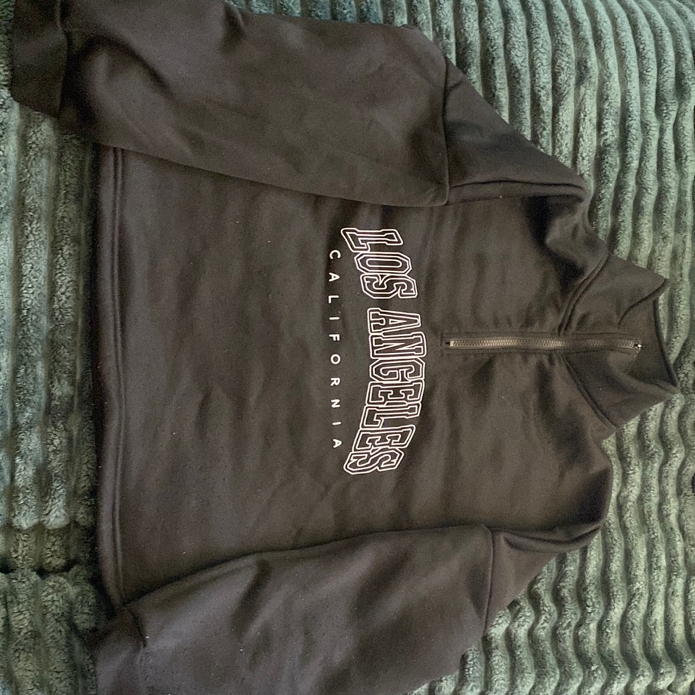 Sweater with zipper